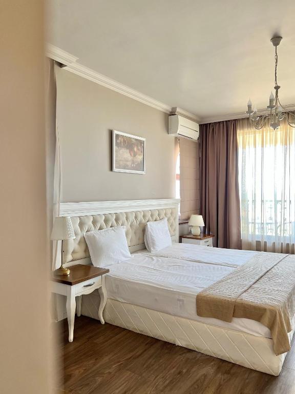 Sunny Castle Hotel - All Inclusive, Beach and Free parking — Kranevo, Dobrich