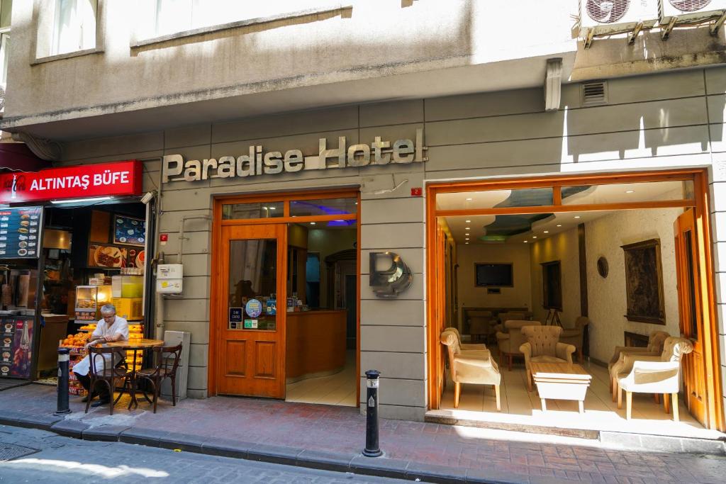 Paradise Hotel photo