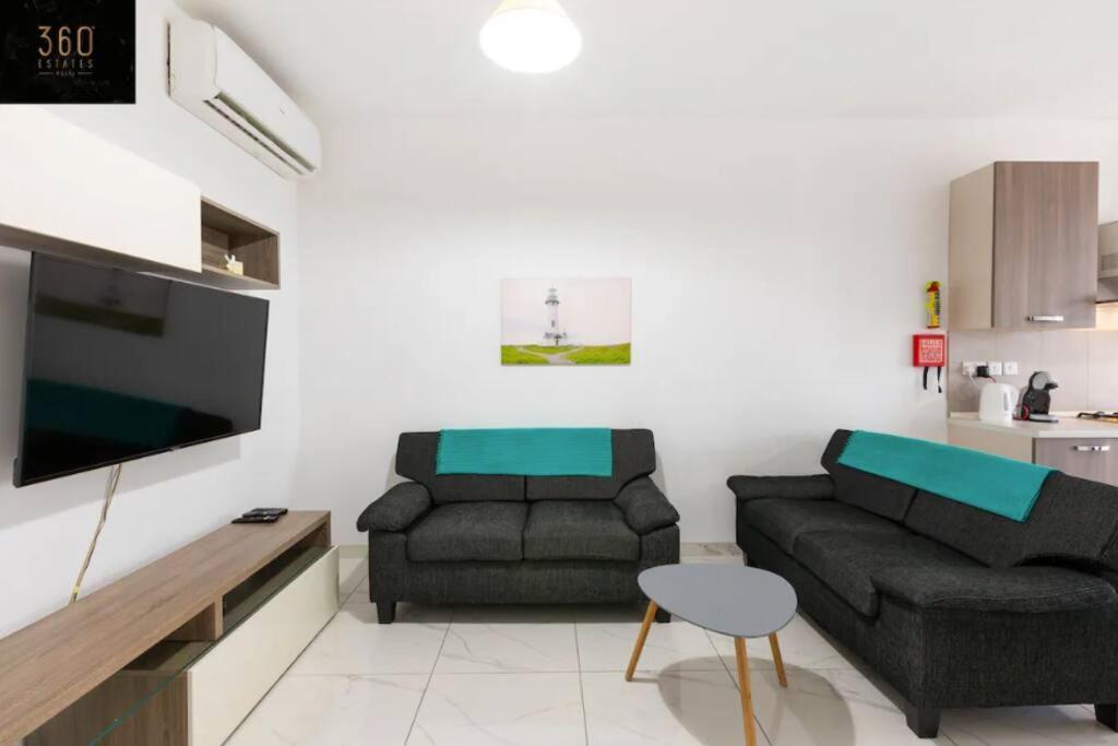 Beautiful, central home with all amenities & WIFI by 360 Estates, Pietà