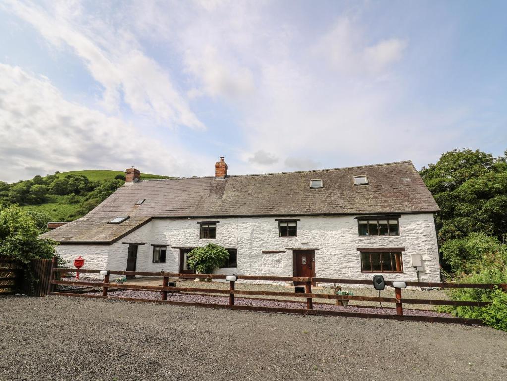 Penarth, Llandrindod Wells