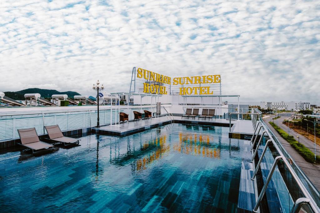 Sunrise Hotel Ha Tien photo