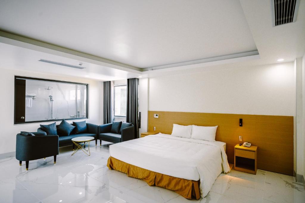 SUNRISE Hotel HA TIEN