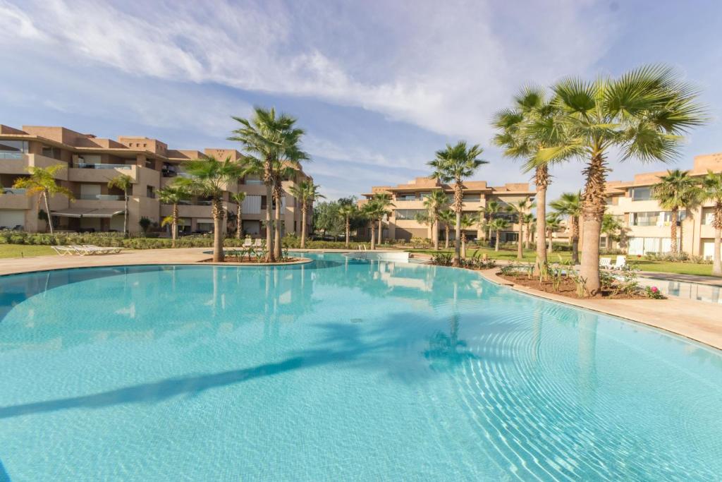 Vue sur Piscine - Prestigia détente assurée, Marakéš