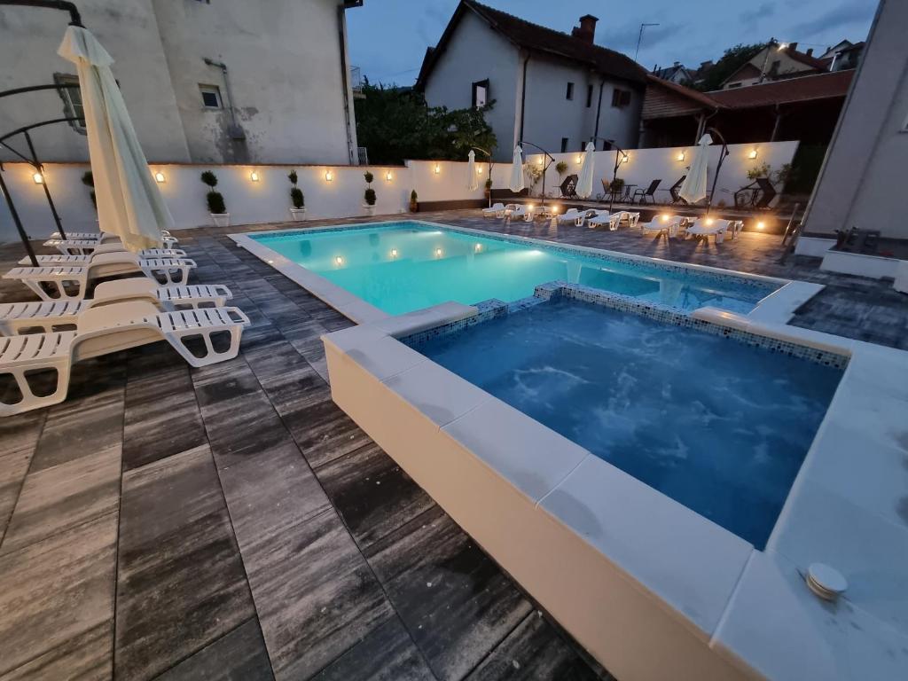 Fenix Apartments - 1