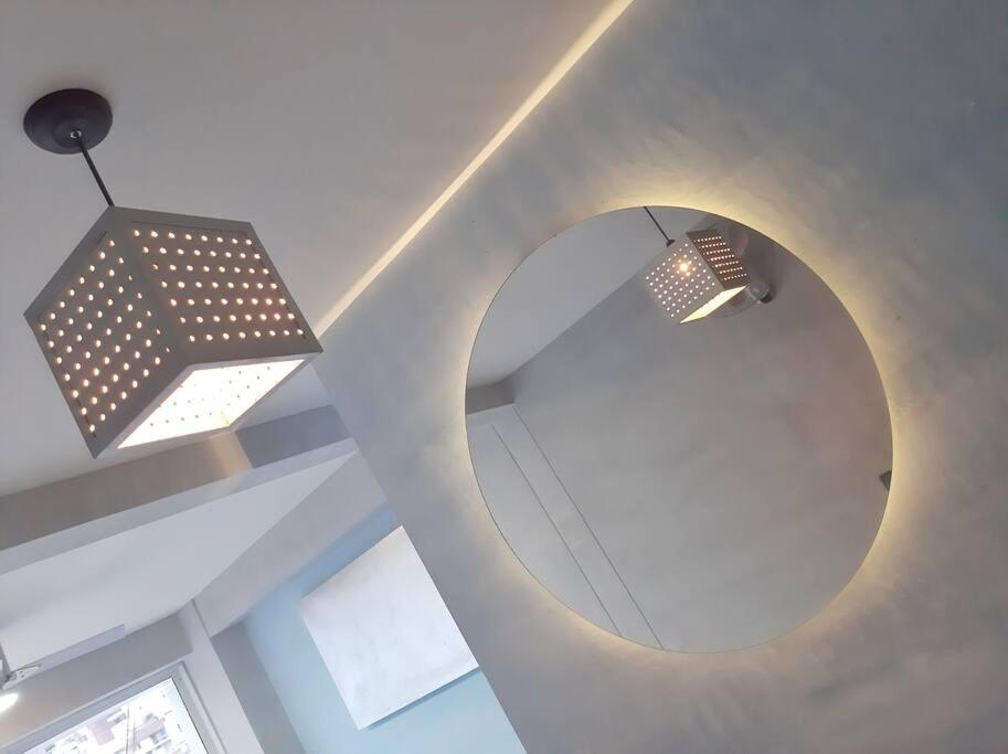 Design Studio Apartment with balcony and view in central and quiet area - 2