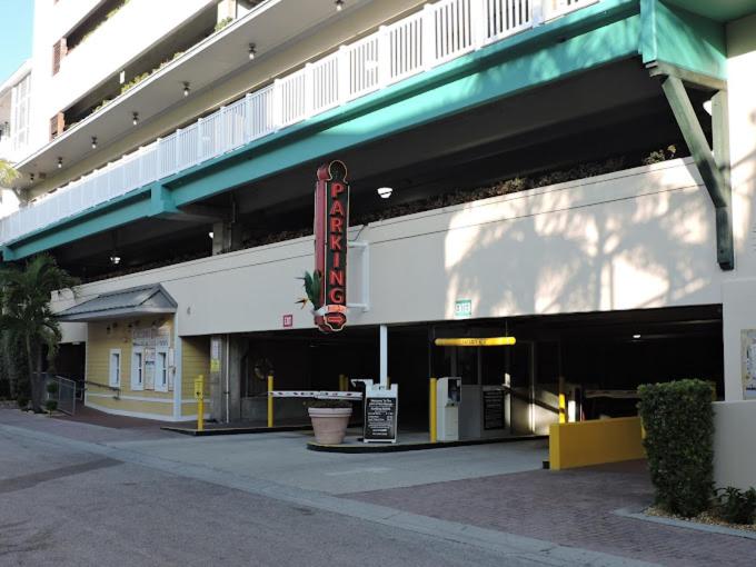 John's Pass Hotel - Fully Remote Check In photo