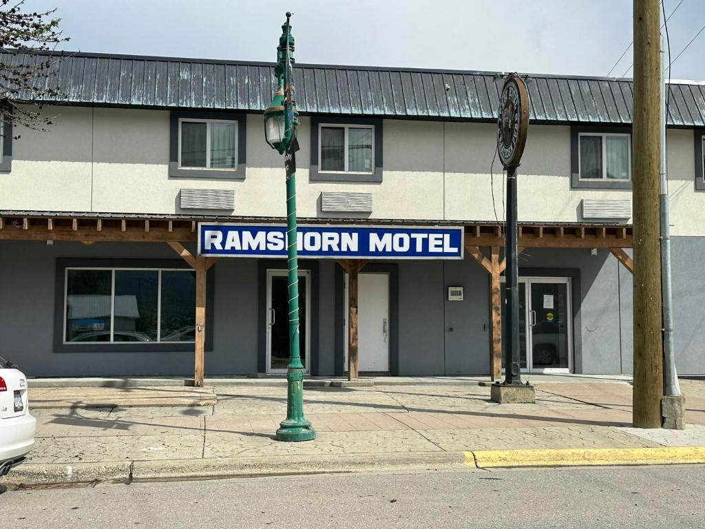 RAMSHORN MOTEL