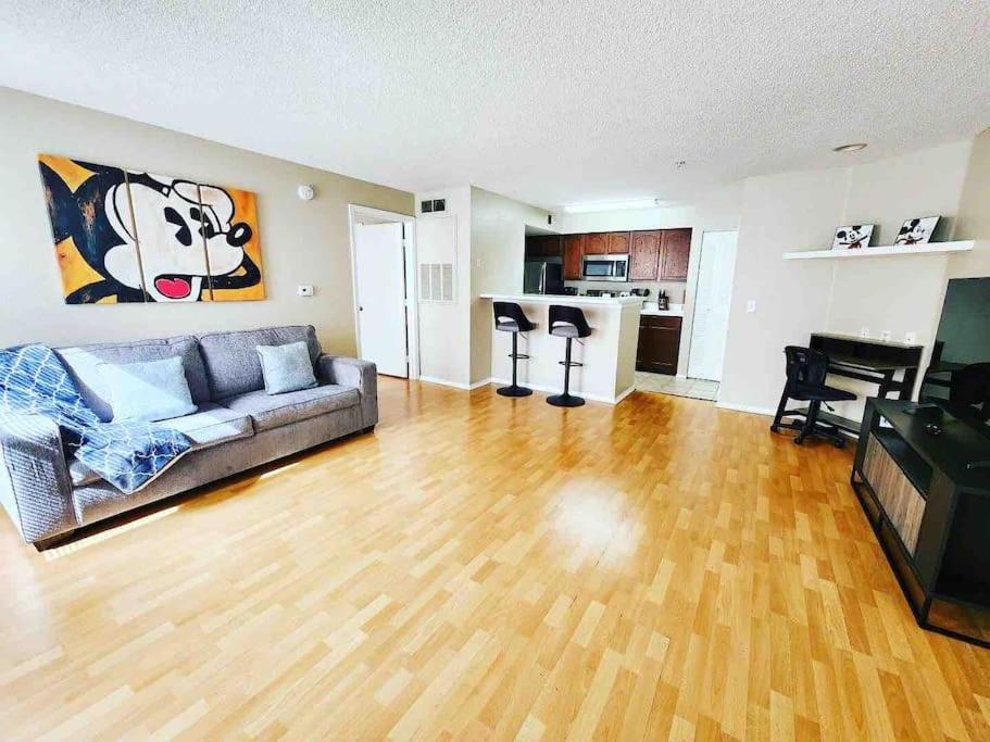 Cozy & spacious 2 BR / 2 BA condo