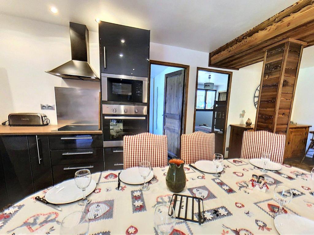 Chalet confortable 8-10 pers. près des pistes, terrasse, parking privé - 3