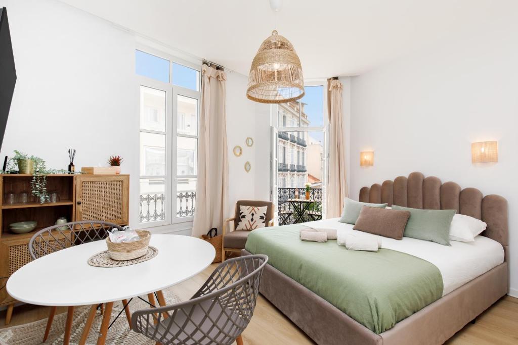 Comfortable studio W balcony Cannes center TGV - 1