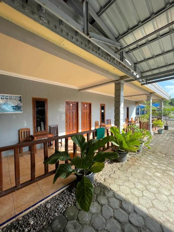 Platar Ombo Homestay photo