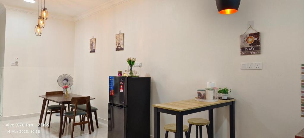 Sofea Hana Homestay, Pantai Balok, Kuantan photo