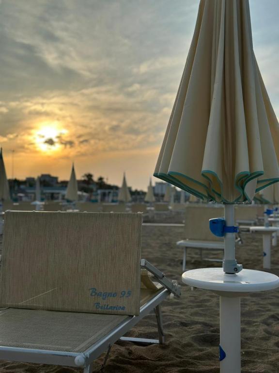 Hotel Neyra Beach photo