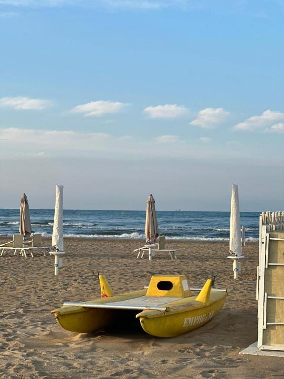 Hotel Neyra Beach photo