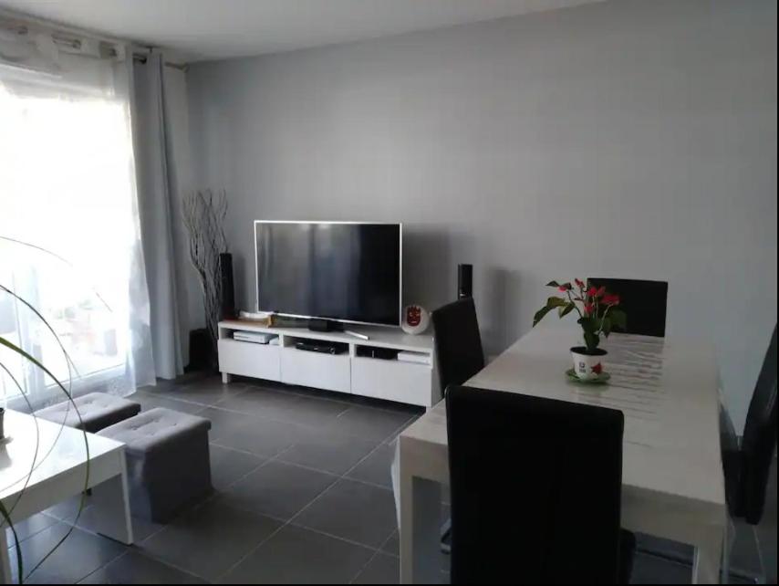 Beau T3 + clim + parking Saint Cyr sur mer - 2