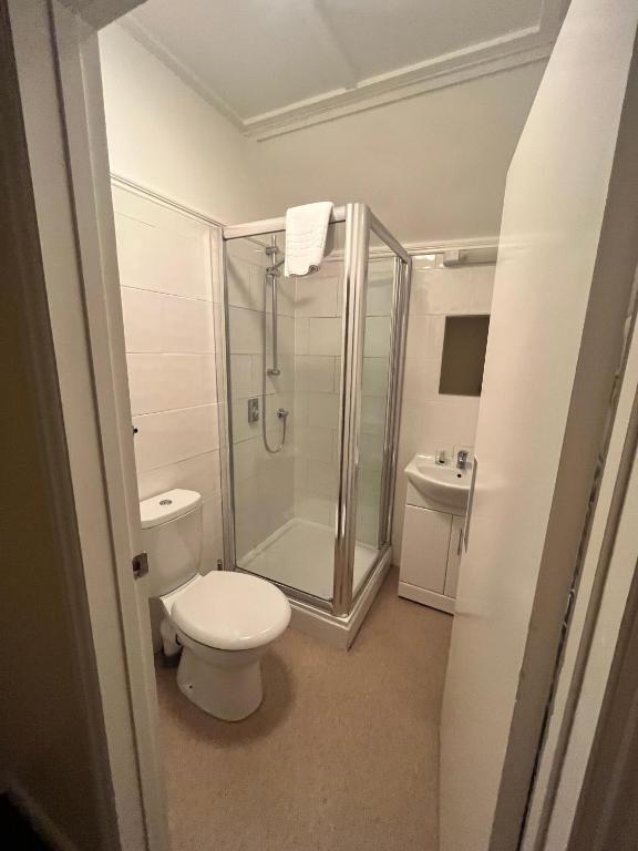 The Admirals Inn Guest House photo