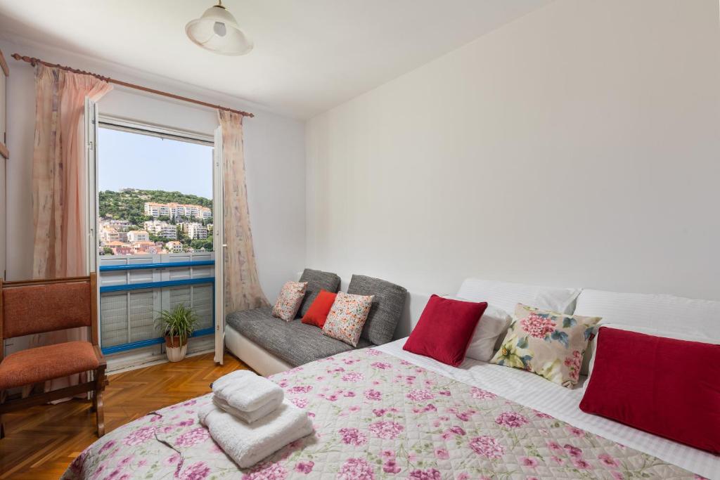 Studio Tomy, Dubrovník