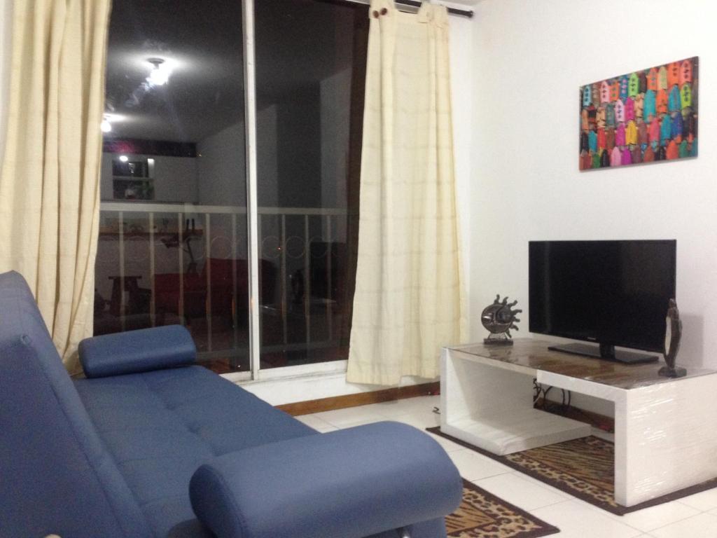 Estadio Laurles Apartmento de 2 alcobas parquedero porteria — Hotel in Medellín