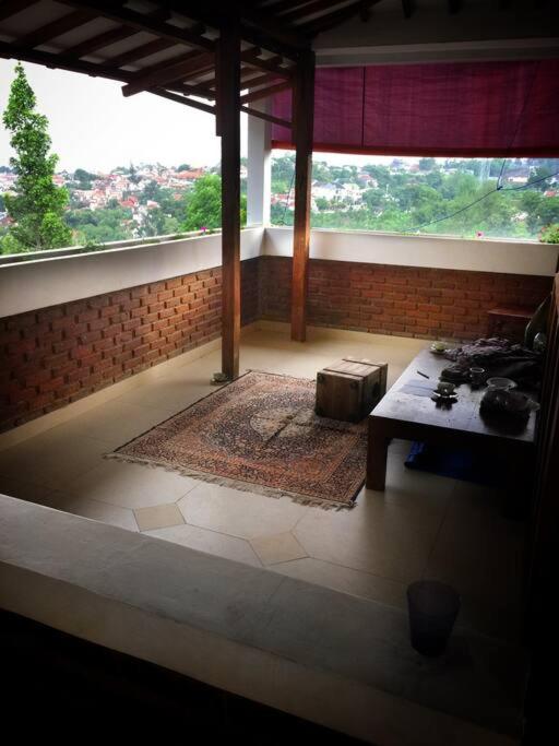 Villa Sajodo [Hilltop Get Away w/ Valley View]