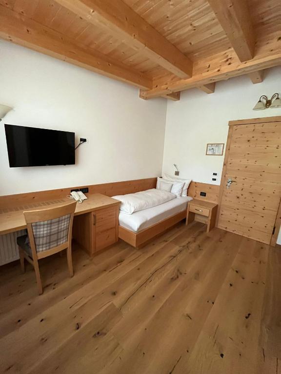 Hotel Jagerhof photo
