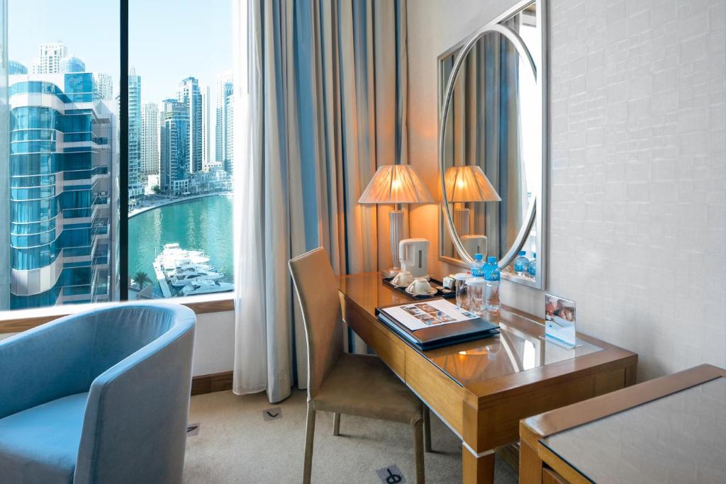 Marina Byblos Hotel — Hotel rooms in Dubai