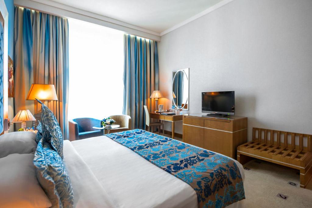 Marina Byblos Hotel — Hotel rooms in Dubai