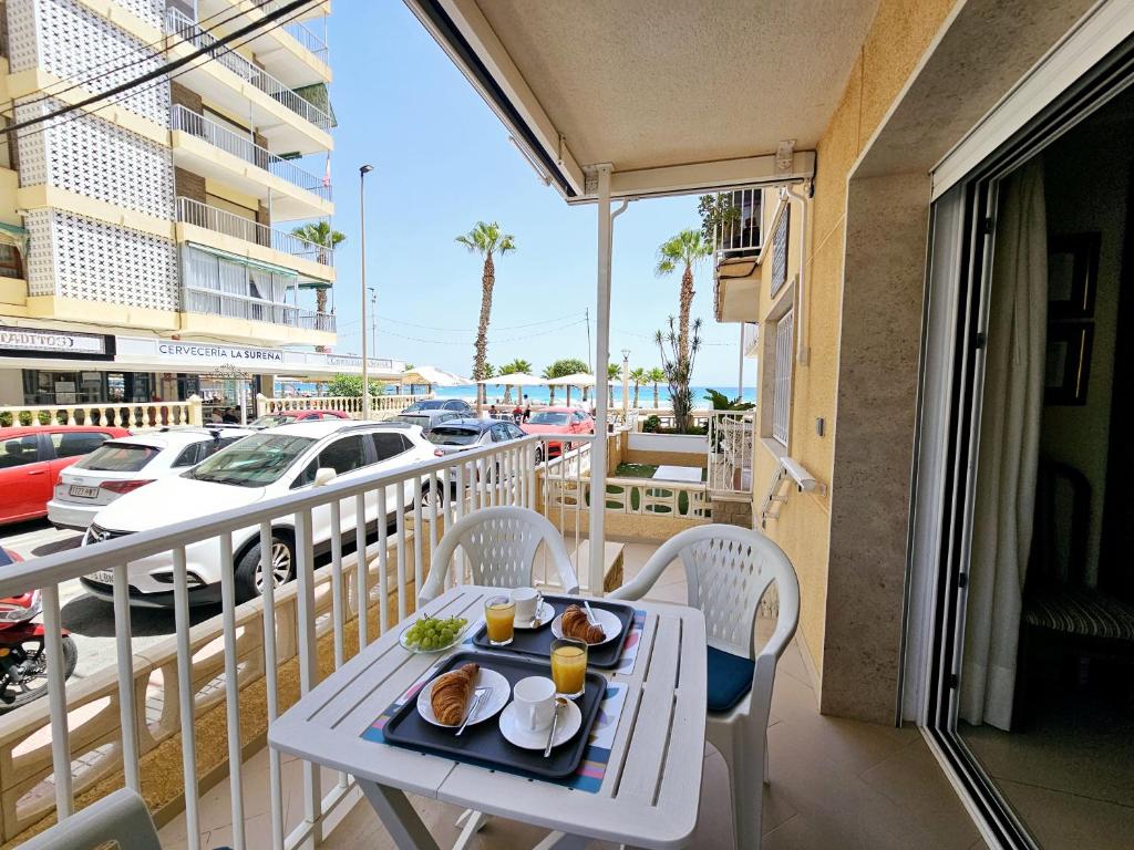 Apartamento NEPTUNO - Primera Línea de Playa by SunCastle apartamentos - 1