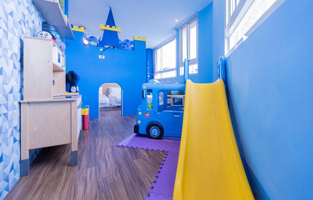 芬奇斯親子民宿Fun Kids 호텔 이미지 2