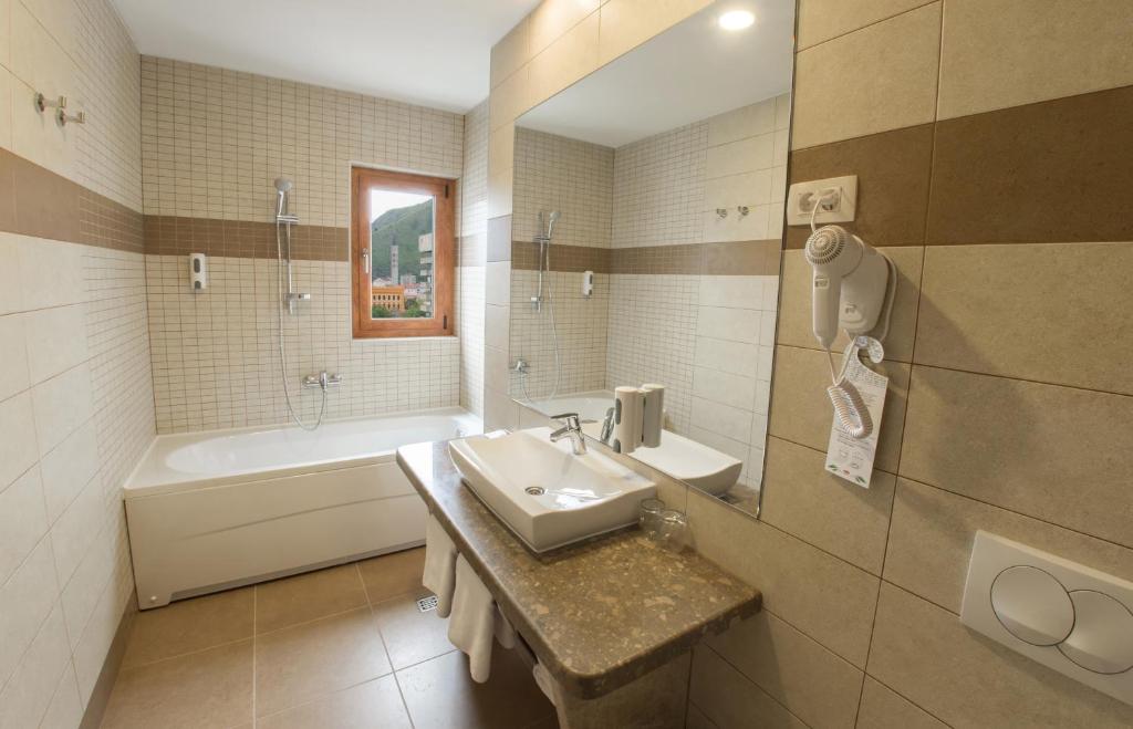 Hotel Mostar photo