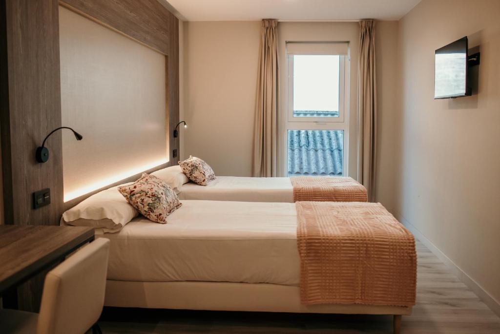Hotel Lux Melide photo
