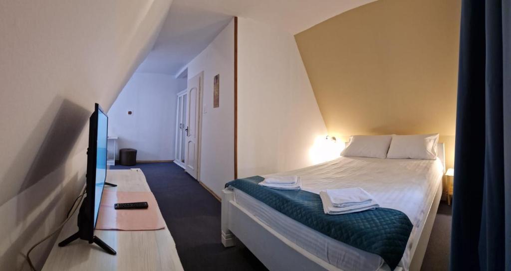 Pensiunea Happy Inn photo