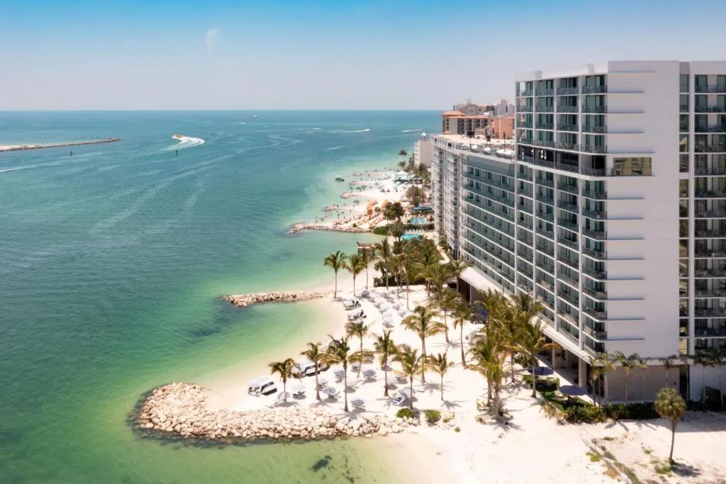 JW Marriott Clearwater Beach Resort & Spa，位于克利尔沃特的酒店