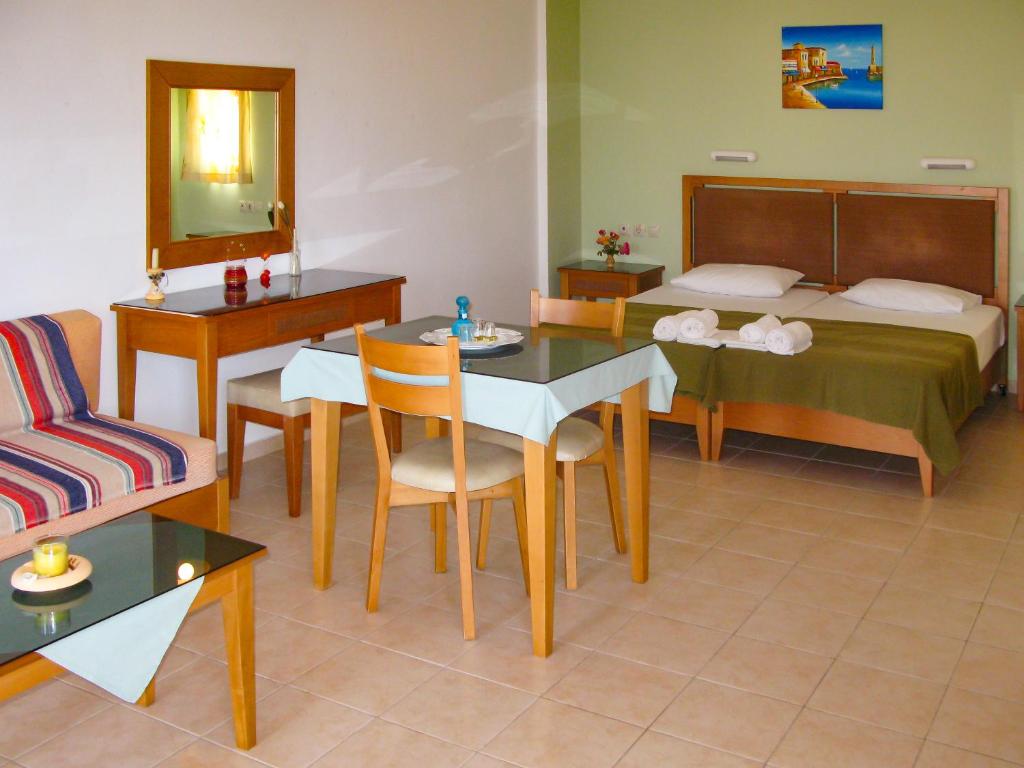 Fotis Studios Apartments photo