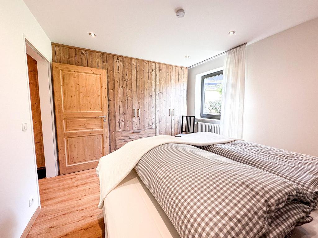 Cosey Corner - 4