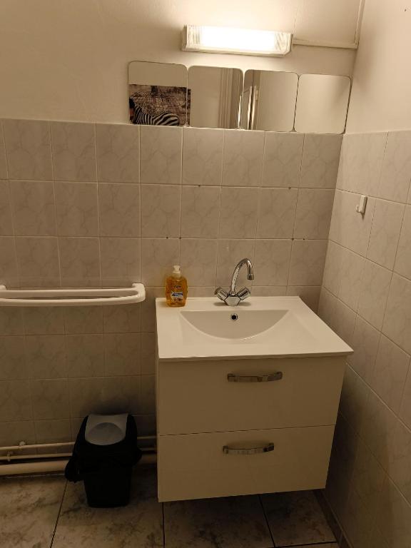 Appartement cosy proche centre ville Reims - 4