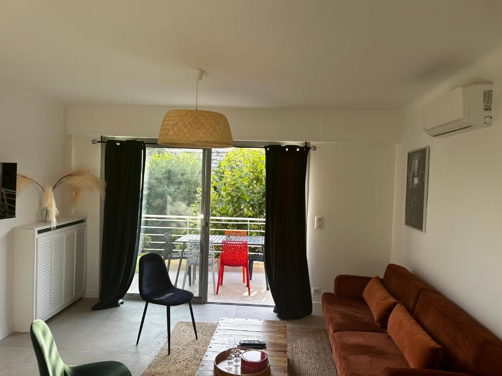Modern cosy two bedrooms in Cannes , large terrace, 5 minutes from Croisette - 5
