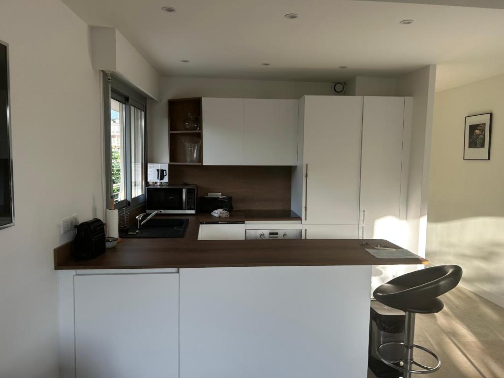 Modern cosy two bedrooms in Cannes , large terrace, 5 minutes from Croisette - 2