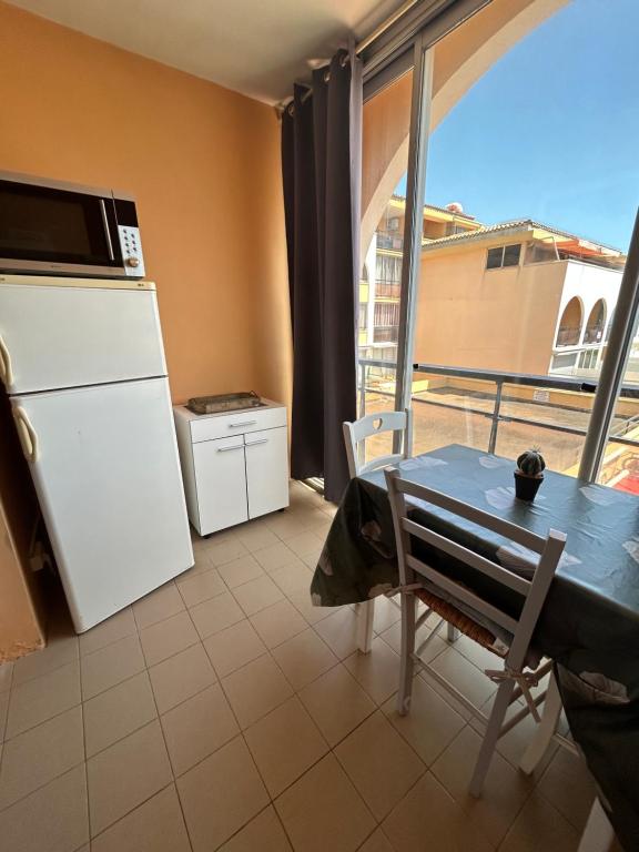 Studio Vue Mer situé à côté de la plage Quartier des Quilles - 5