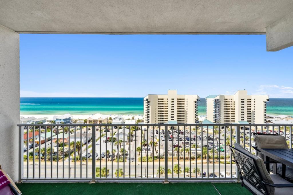 Laketown Wharf #1006 by Nautical Properties, Panama City Beach