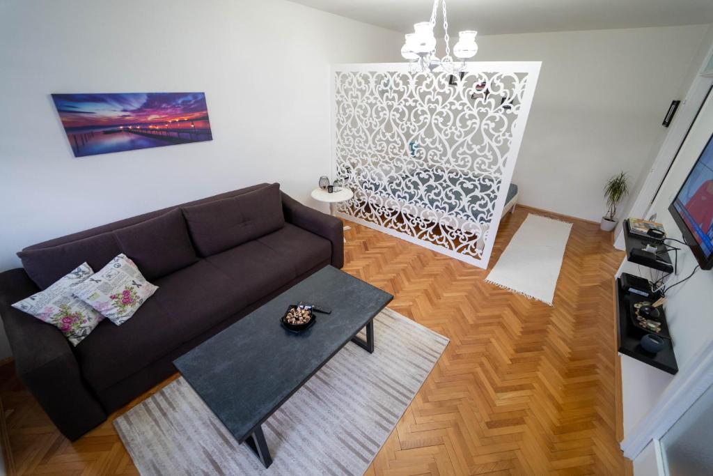 Park Apartment - 3