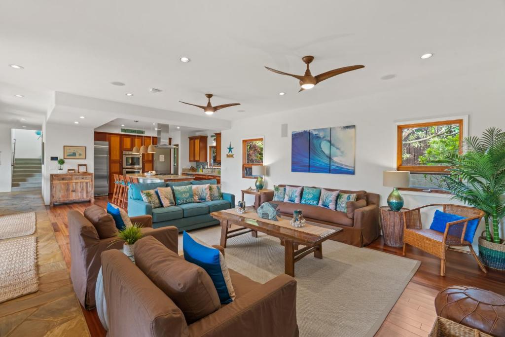 Custom 4br Home Walking Distance to Beach - Alekona Kauai, Koloa