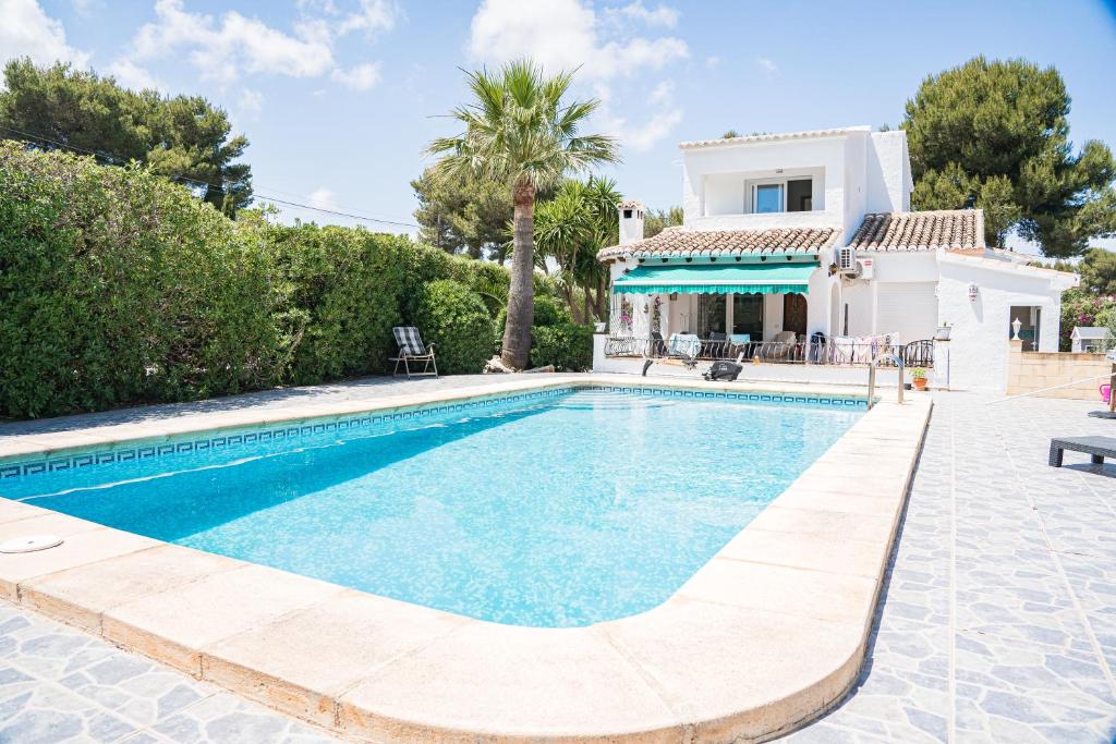 Casa María Top Floor Studio Apartment with Swimming Pool - 1