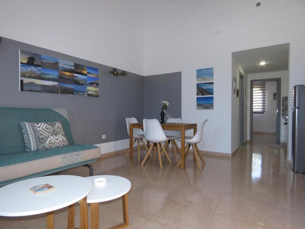 Casa Mona, Corralejo