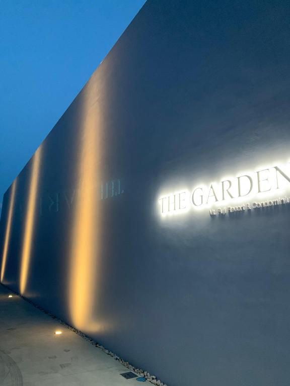 THE GARDEN photo