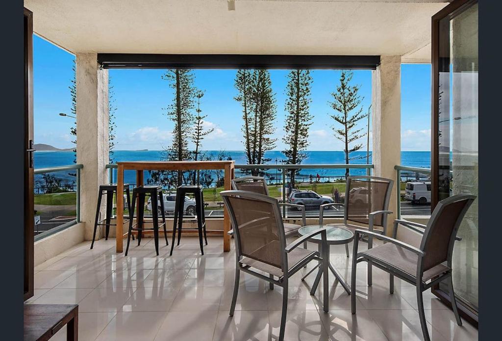 Alexandra Headland Beach - Stunning Views ZF9, Alexandra Headland