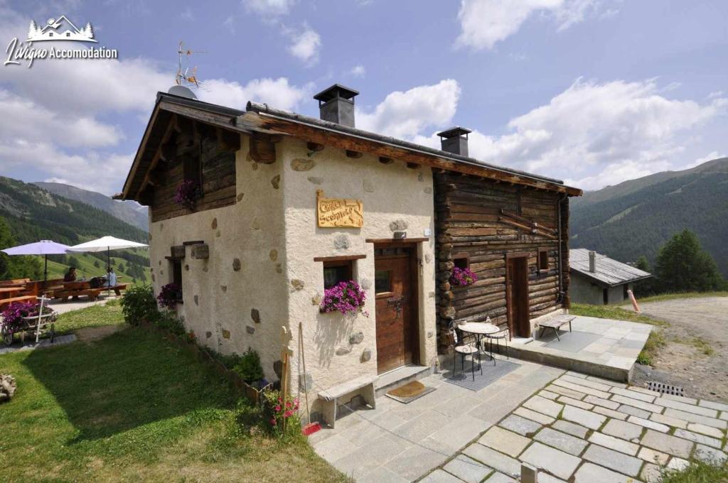Mountain Chalet Scoiattolo by Livigno Accomodation - 1