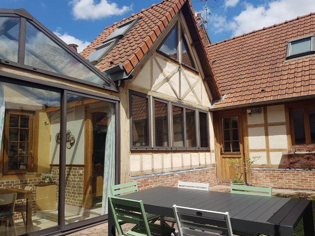 Maison de ville spacieuse et calme en plein coeur d'Amiens - 1