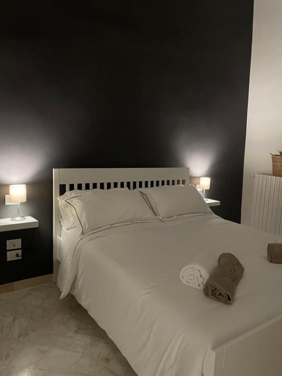 SUITE 22 - 3