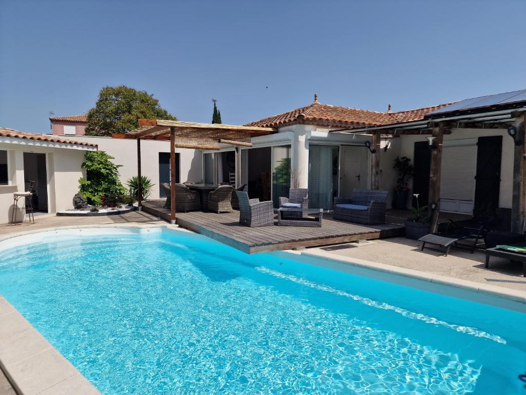 villa ORANANS - 1