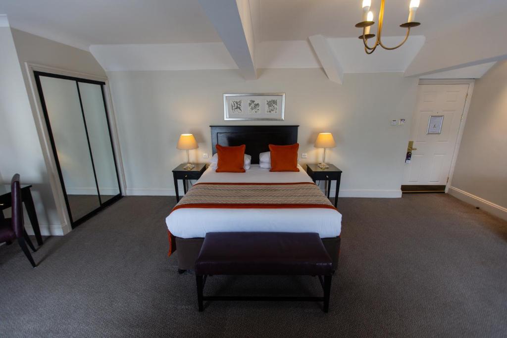 Mercure Shrewsbury Albrighton Hall Hotel and Spa photo